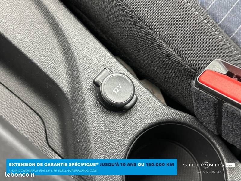 Peugeot 208 PureTech 75 S&S BVM5 Like (image 26)