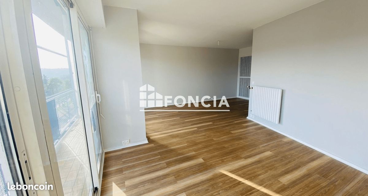 Appartement 4 pièces 108 m² · à Pau · 108 m² · 1 392 €/mois