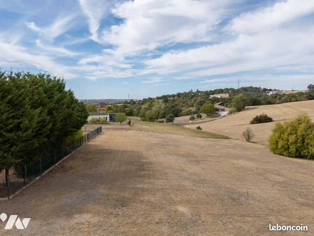 Terrain 4418 m² · à Quint-Fonsegrives · 4 418 m² · 750 000 €