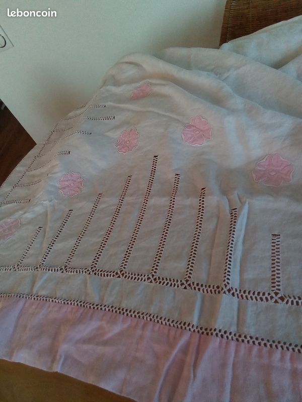 Drap ancien monogrammé et ajouré (image 8)