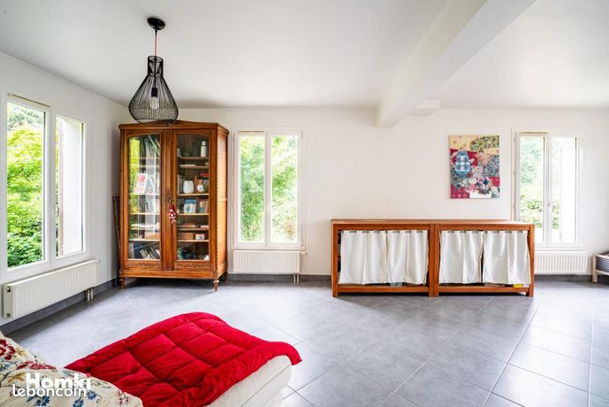 Maison 7 pièces 190 m²