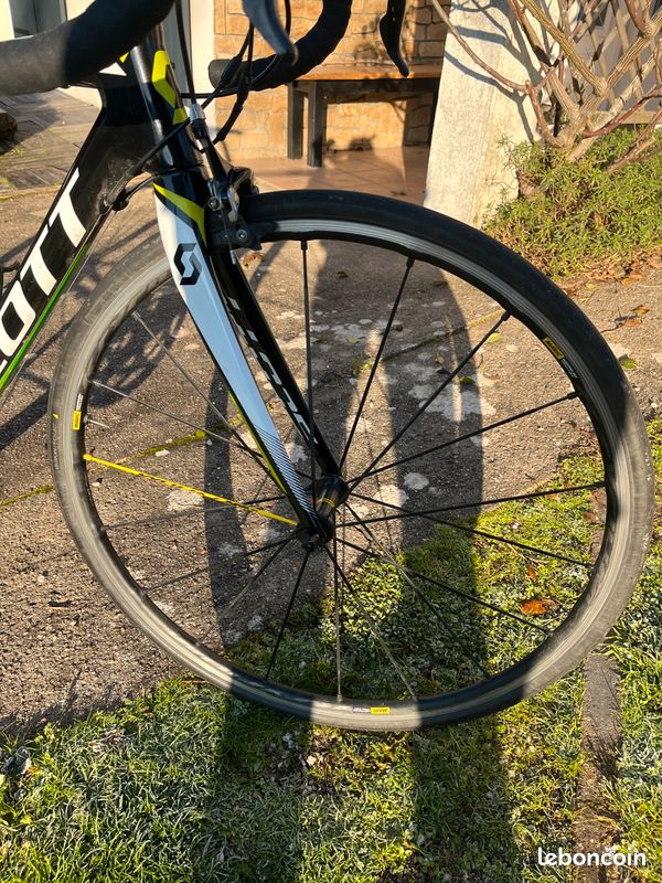 Vélo route carbone Scott CR1 roues Mavic Ksyrium (image 7)