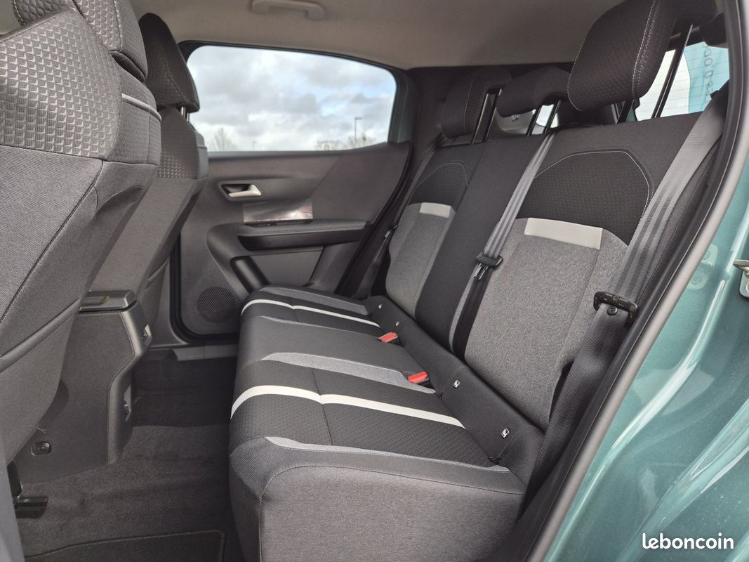 Opel Frontera 1.2 Turbo Hybrid 145ch Auto GS (image 24)