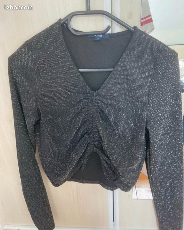 T-shirt pailleté avec ficelle (image 1)