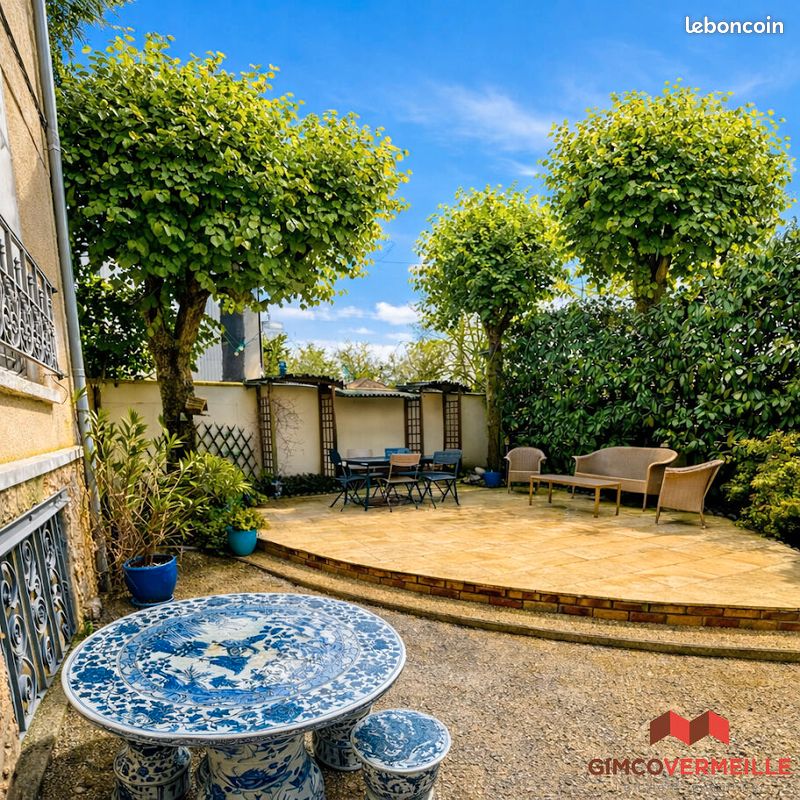Maison 8 pièces 195 m² · à Garches · 195 m² · 1 195 000 €