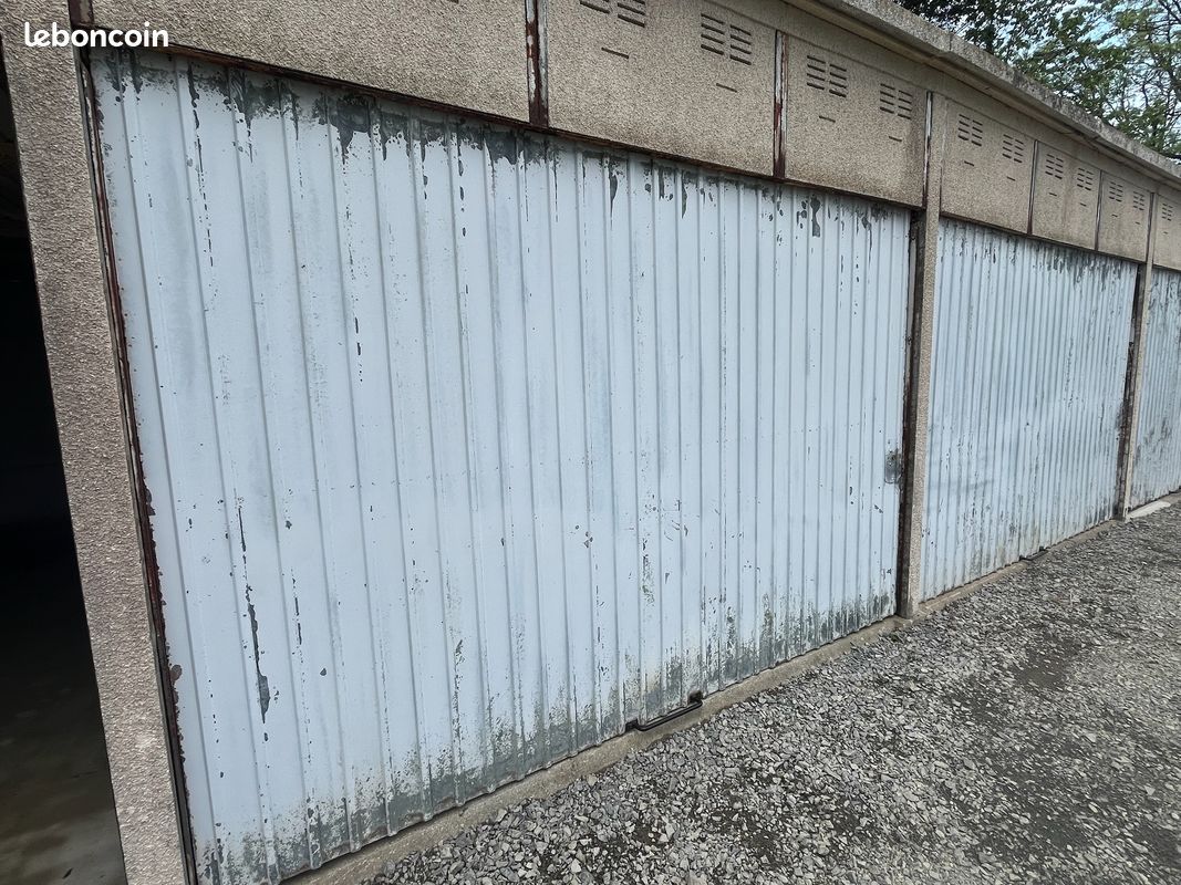 Parking 13 m² · à Sourdeval · 13 m² · 55 €