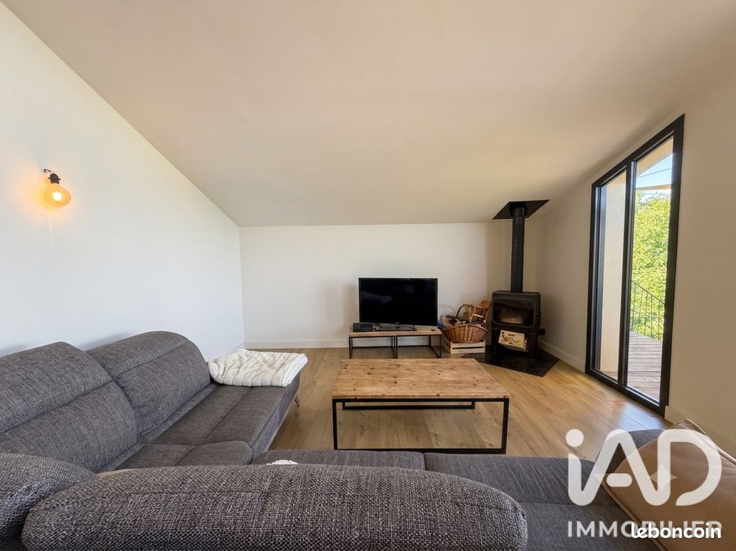 Maison 8 pièces 216 m² · à Charnay-lès-Mâcon · 216 m² · 560 000 €