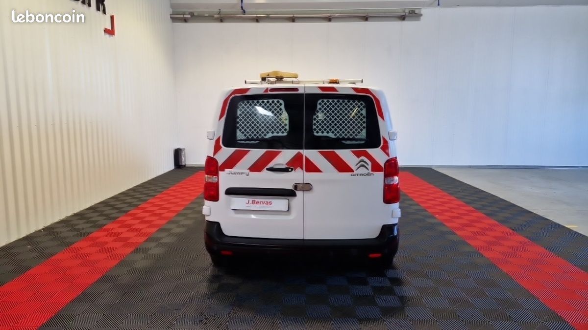 Citroën Jumpy m bluehdi 120 ss bvm6 driver 300 nm (image 5)