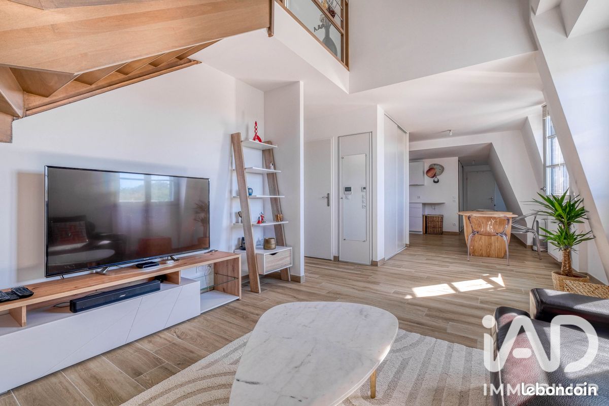 Appartement 4 pièces 98 m² · à Émerainville · 98 m² · 379 000 €