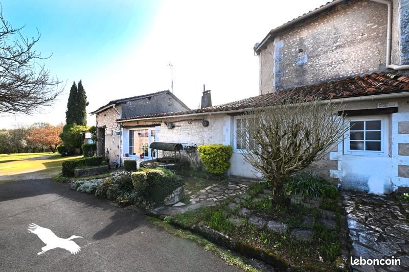 Maison 7 pièces 300 m² (image 1)