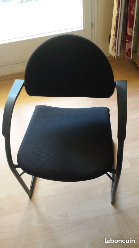 Chaises (image 2)