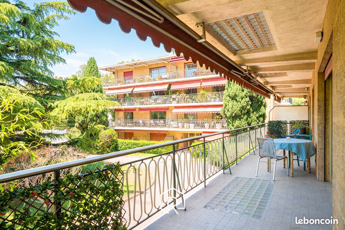 Appartement 5 pièces 122 m² · à Marseille · 122 m² · 599 000 €