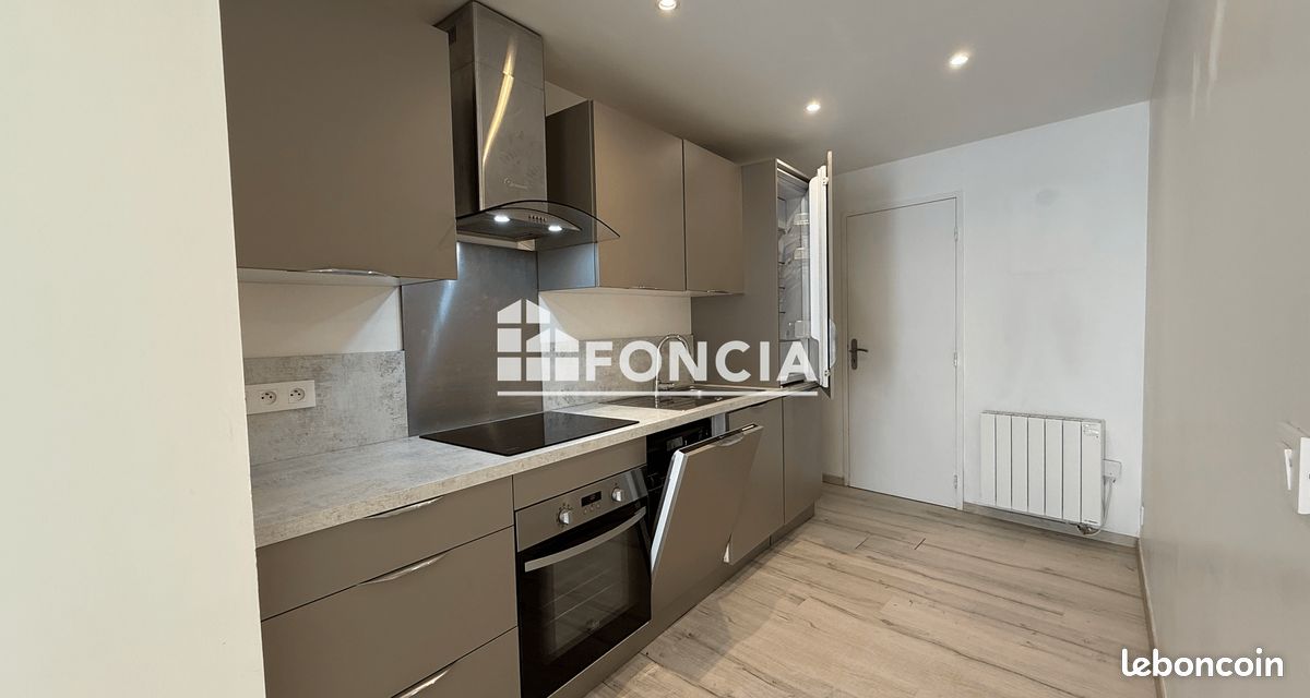 Apartment (image 4)