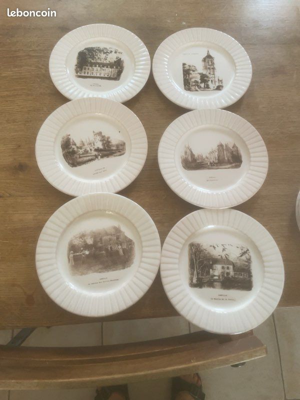 12 assiettes de marque Gien avec des paysages de l’Eure (image 2)