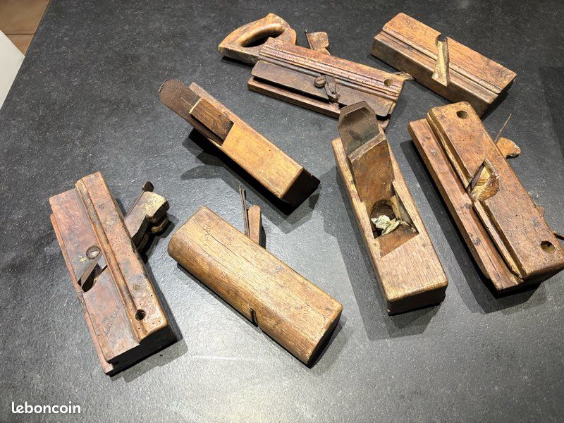 Rabots à bois anciens (image 1)