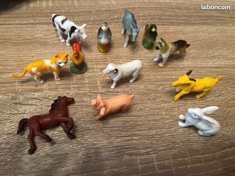 Jouet enfant - lot de petits figurines animaux de la ferme (image 1)