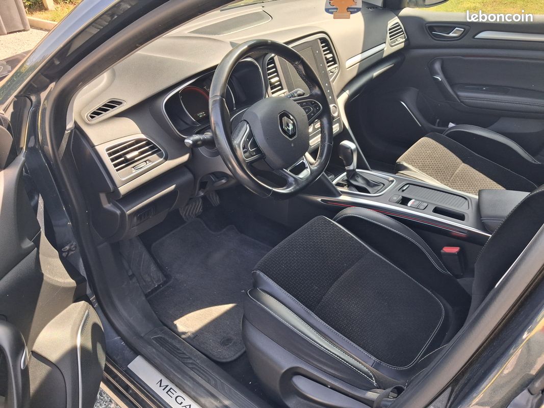 Renault MEGANE IV ESTATE 1.2 TCE 130CH ENERGY INTENS EDC (image 3)