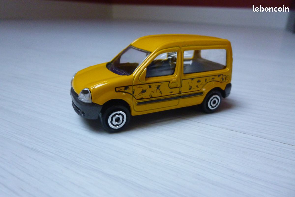 Voiture Miniature Majorette Renault Kangoo - Édition Pub Générale Des Eaux - 1/57 - Occasion