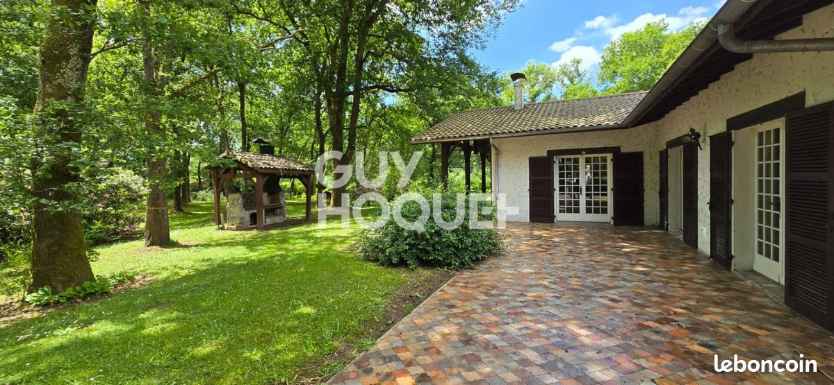 Maison 8 pièces 258 m² · à Saint-Paul-lès-Dax · 258 m² · 429 000 €