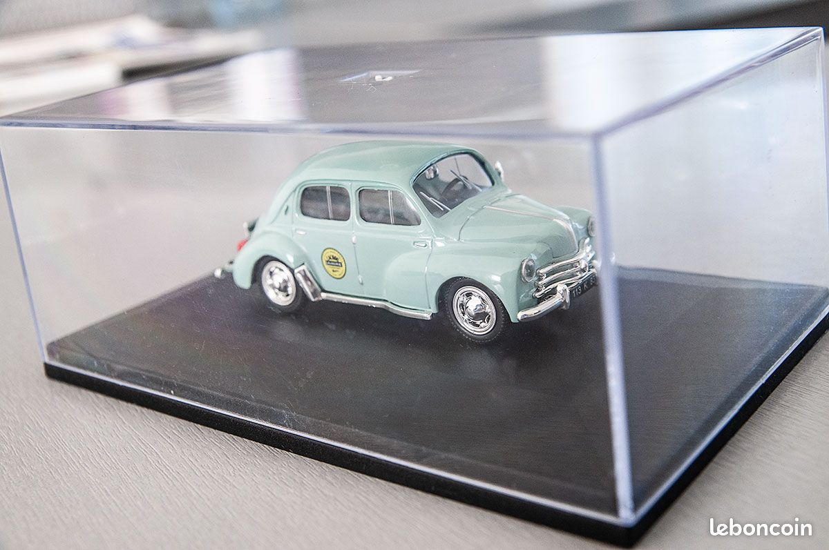 RENAULT 4cv Cachou Lajaunie 1/43ème - Collection