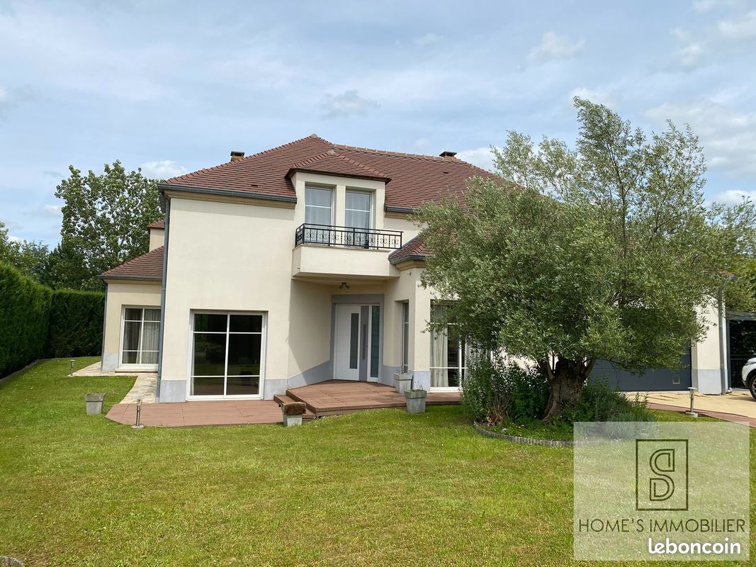 Maison 9 pièces 348 m² (image 2)
