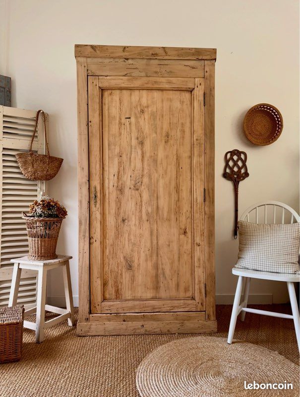 Armoire bonnetière en bois massif / rénovée (image 1)