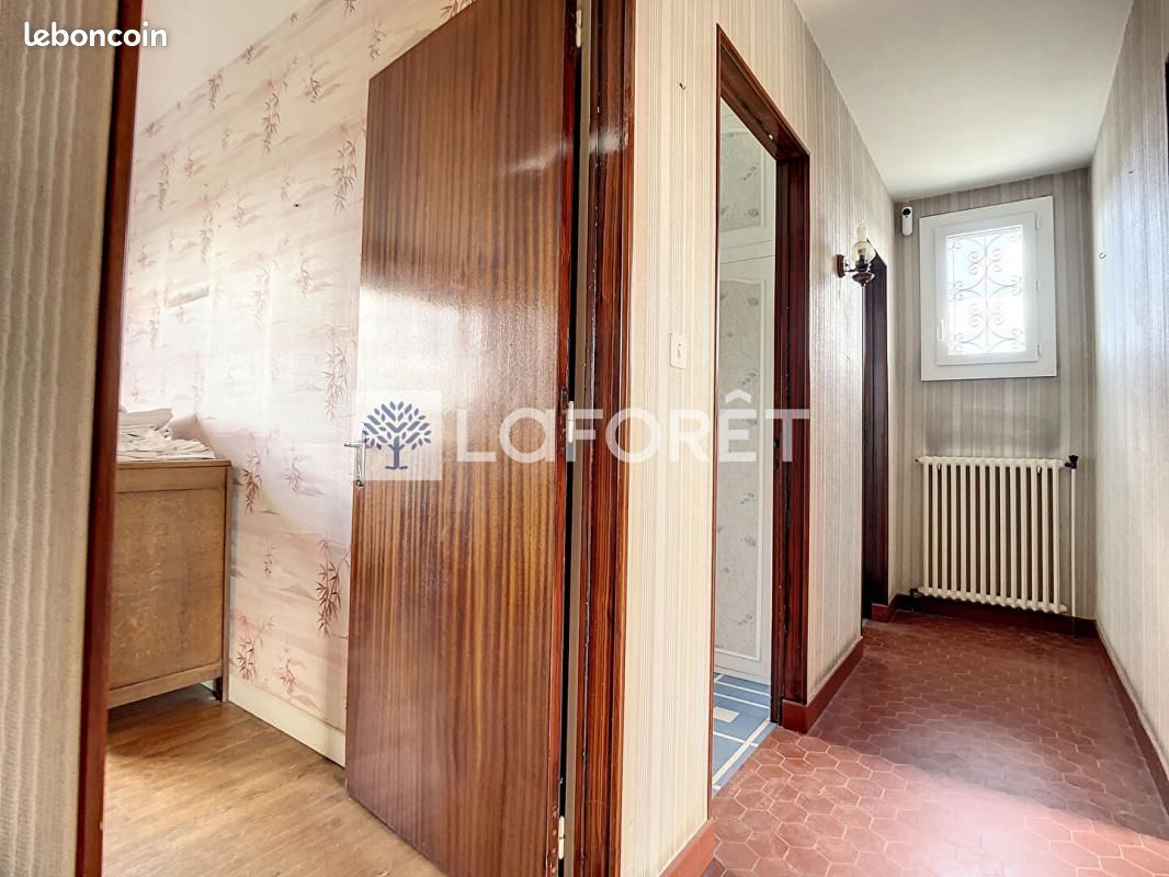 Pavillon 4 pièces 118 m² - Parthenay 79200 (image principale 14)