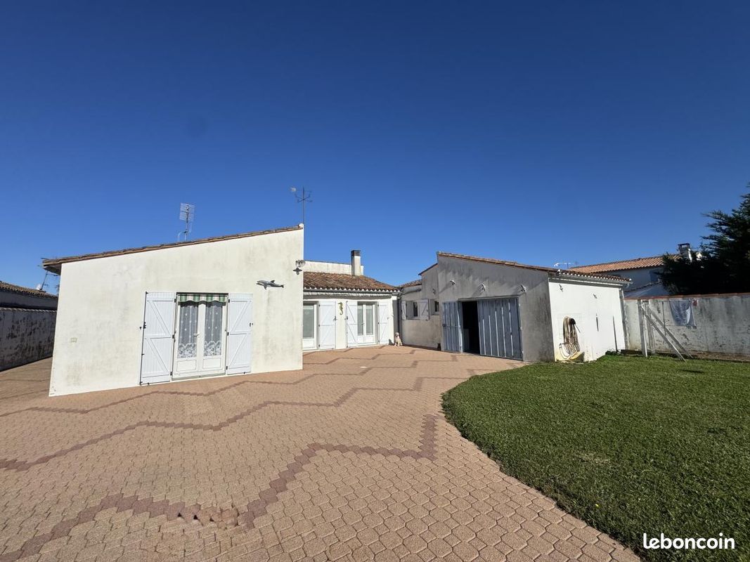 Maison 136 m² · à Saint-Martin-de-Ré · 136 m² · 830 000 €
