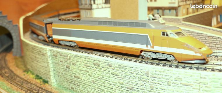 Lima HO TGV Sud Est PSE 201099 201095 201096 201098 SNCF