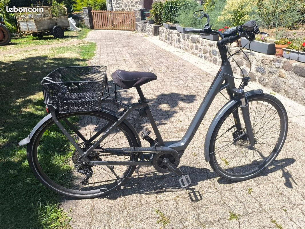 Vélo électrique femme CUBE Town Sport 400, 1ère main (image 3)
