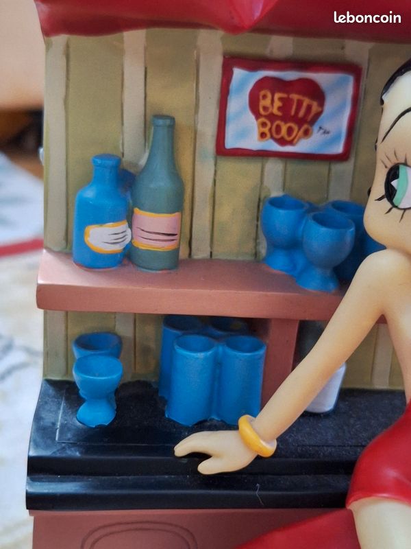 Betty Boop - 2 Dioramas Serre-livres Et Horloge - King Features Syndicate Inc
