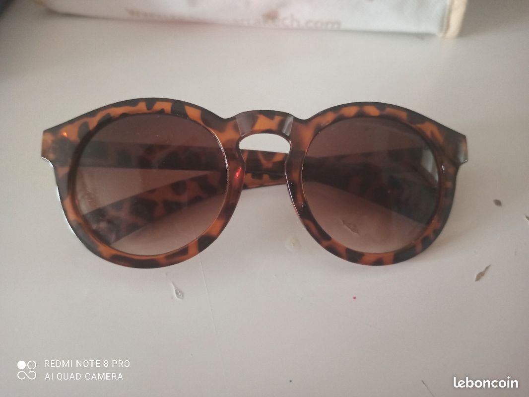 Lunette de soleil beauté été (image 1)