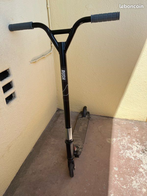 Trottinette Rush enfant (image 1)
