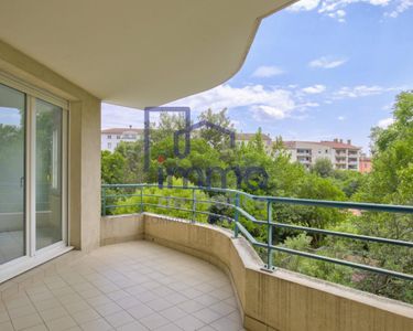 Appartement 315 000 € - 85 m²