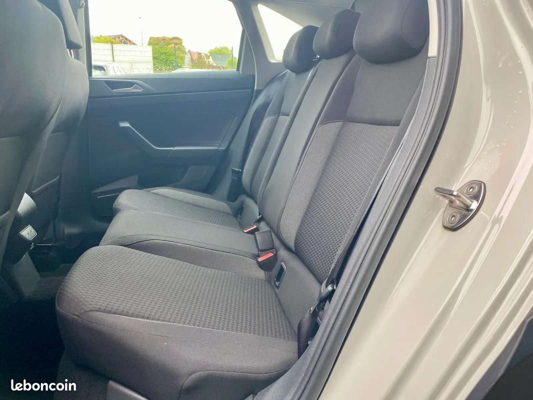 Volkswagen Taigo 1.0 TSI 116 DSG7 Life 5 pts/ Radars de recul/ Regulateur vitesse/ Jantes alu 16"... (image 9)