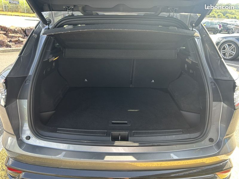 Renault AUSTRAL 1.2 E-TECH FULL HYBRID 200CH ICONIC ESPRIT ALPINE- 23 (image 7)