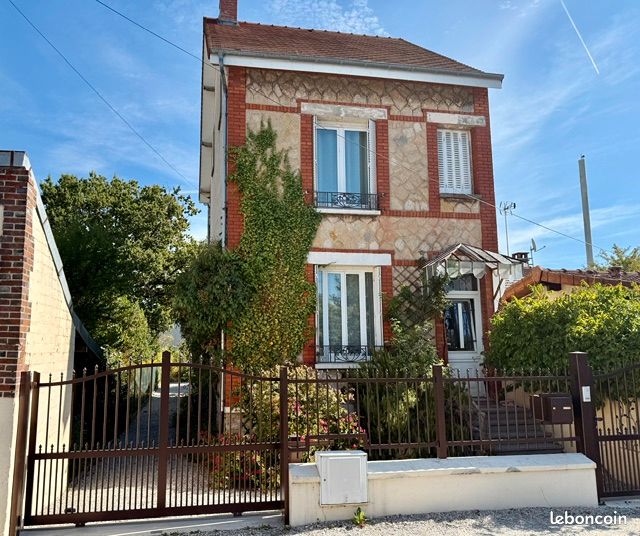 Maison 4 pièces 100 m² · à Romilly-sur-Seine · 100 m² · 169 000 €