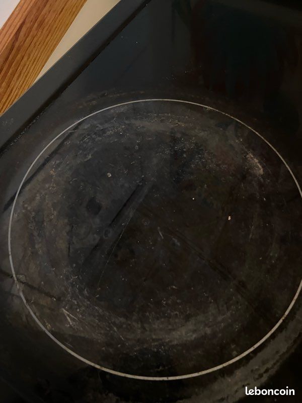 Cuisinière vitrocéramique LISTO 3 foyers + four électrique – Bon état (image 4)