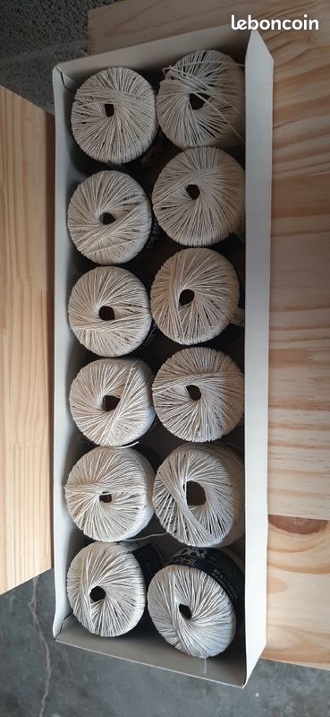 Pelotes de laine PHILDAR blanche (image 1)