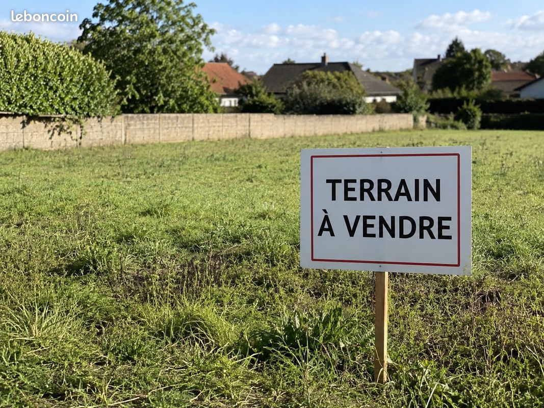 Terrain constructible de 335 m² · à Cottévrard · 28 000 €