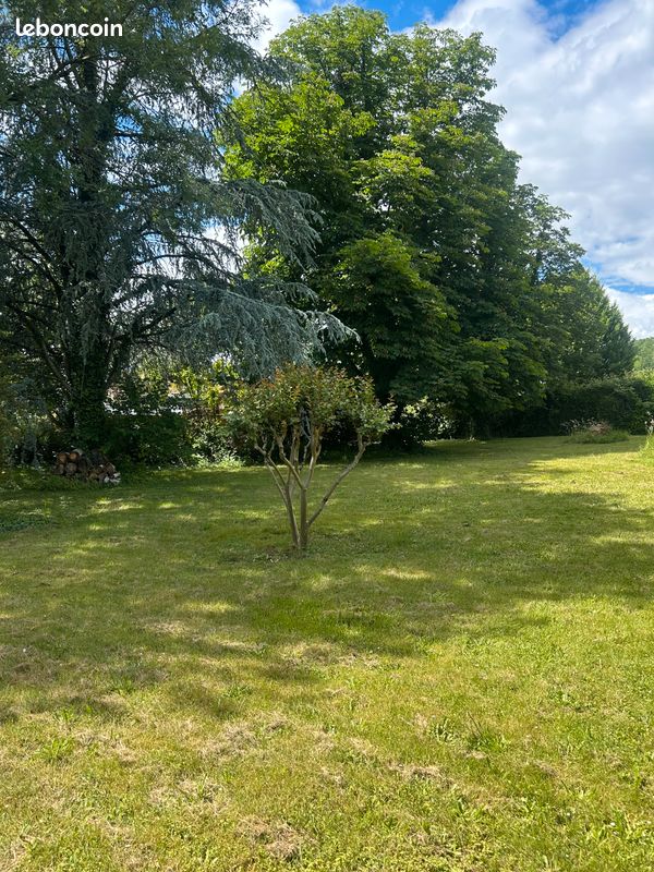 Terrain à vendre à Lons · 97 000 €