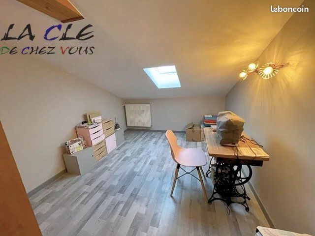 Maison 9 pièces 177 m² - Le Busseau 79240 (image principale 5)