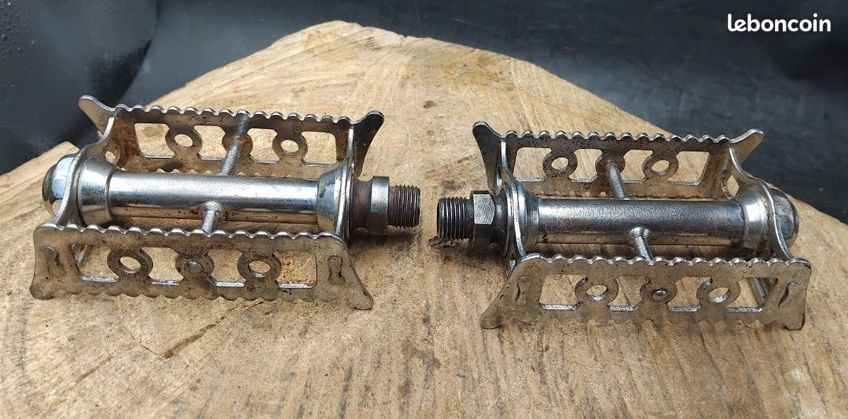 Paire de Roues Vélo Course Campagnolo 8v Jantes. Rigida SHP60