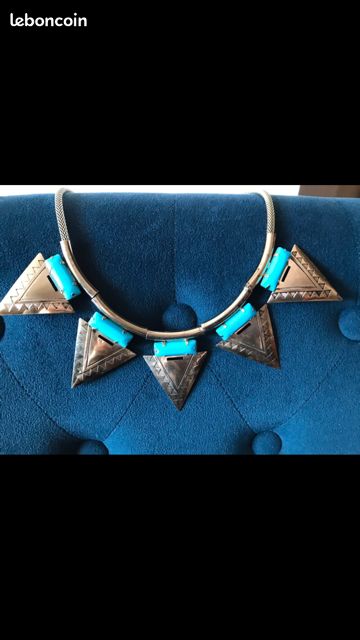 Collier fantaisie (image 1)