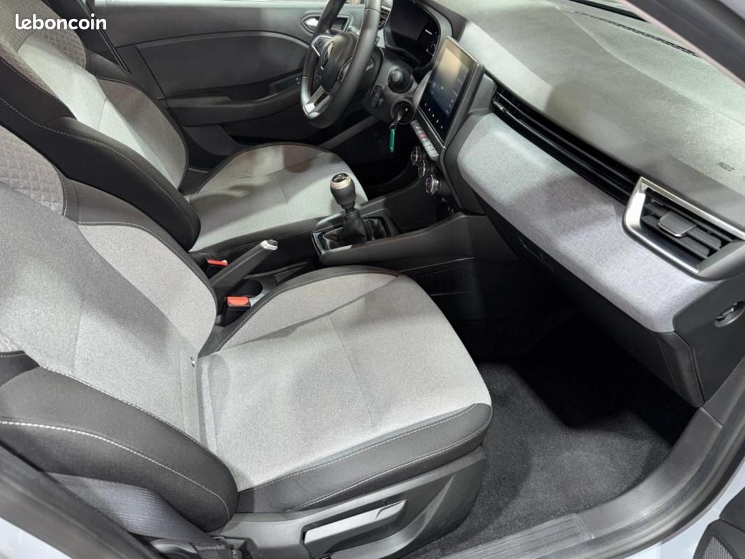 Renault Clio V Blue dCi 100 ch GSR2 Evolution (image 16)