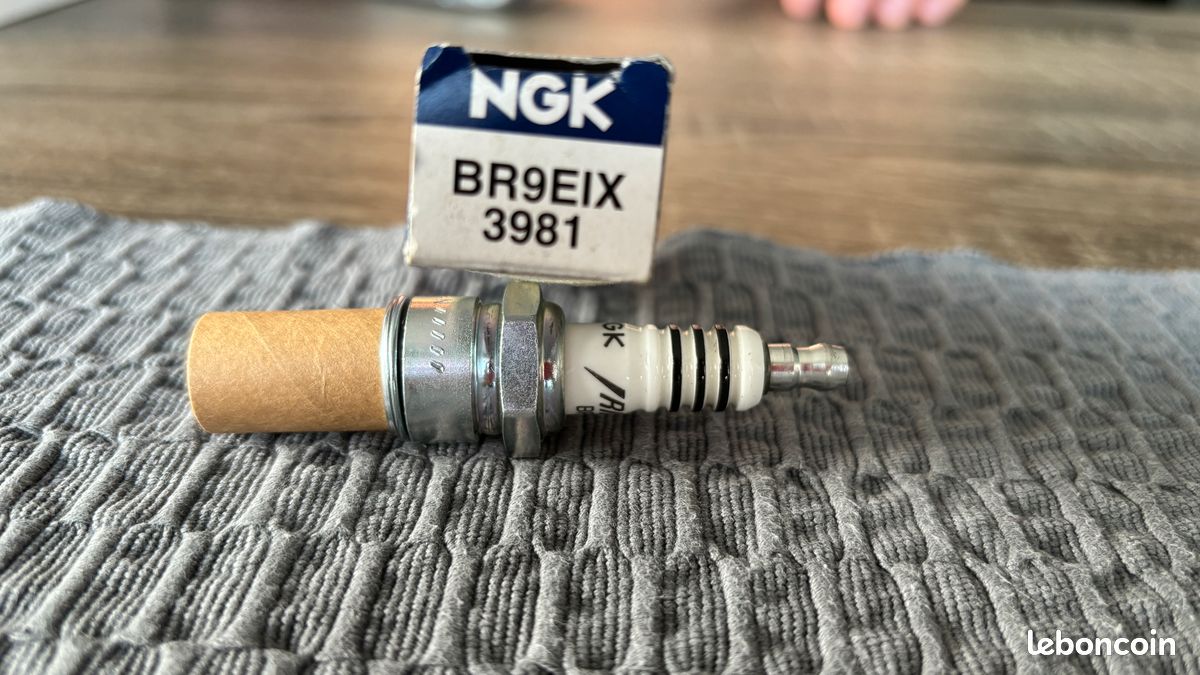 Bougie NGK - BR9EIX