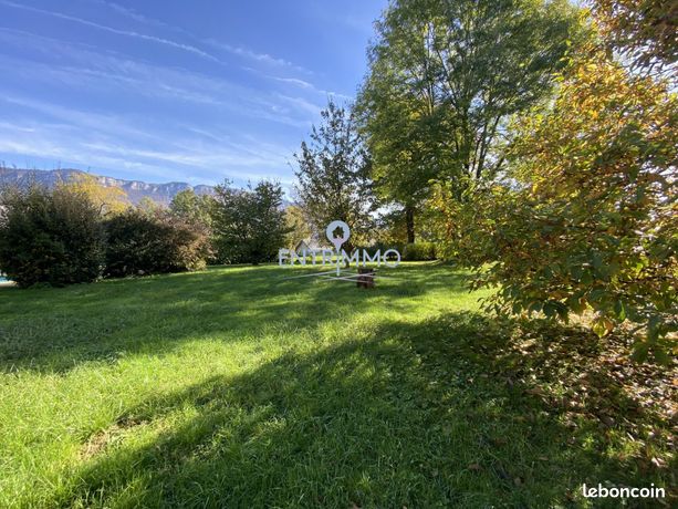 Terrain 832 m² Tresserve