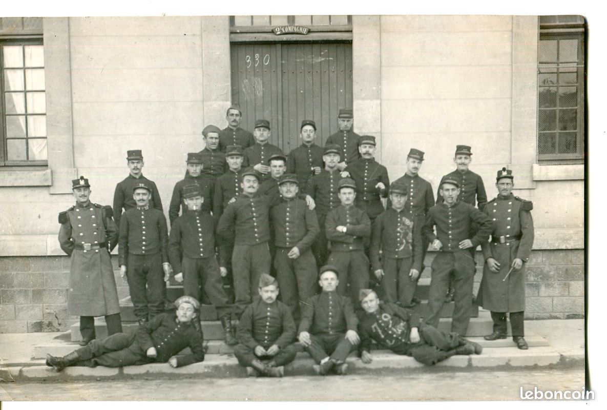 Carte-photo 79e régiment d’infanterie de ligne – 2e Compagnie – caserne Molitor Nancy vers 1905 (image 1)