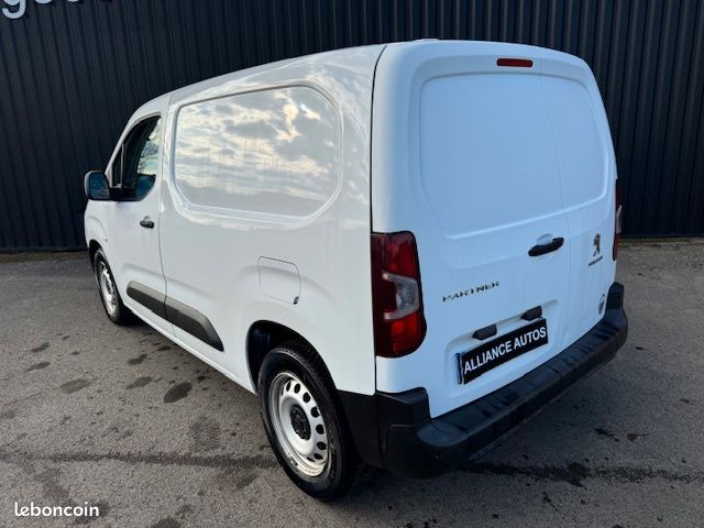 Peugeot Partner FOURGON STANDARD 1000 KG BLUEHDI 100 S&S BVM5 GRIP (image 3)
