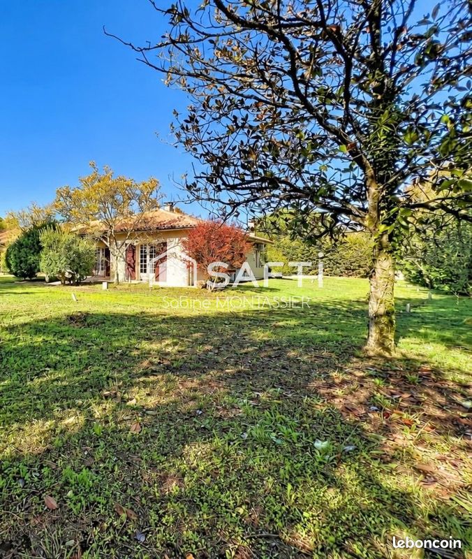 Maison 7 pièces 160 m² · à Blanquefort · 160 m² · 499 900 €